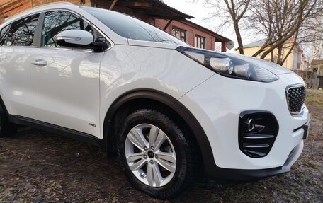 KIA Sportage IV рестайлинг, 2018 год, 2 500 000 рублей, 8 фотография