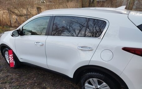 KIA Sportage IV рестайлинг, 2018 год, 2 500 000 рублей, 4 фотография