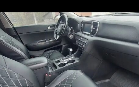 KIA Sportage IV рестайлинг, 2018 год, 2 500 000 рублей, 11 фотография