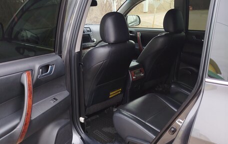 Toyota Highlander III, 2012 год, 1 650 000 рублей, 7 фотография