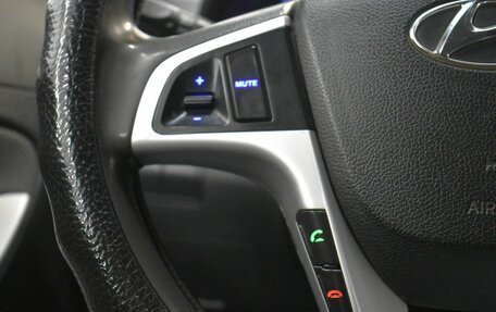 Hyundai Solaris II рестайлинг, 2013 год, 699 000 рублей, 8 фотография