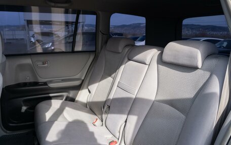 Toyota Highlander III, 2004 год, 1 150 000 рублей, 14 фотография