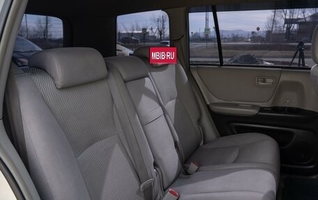 Toyota Highlander III, 2004 год, 1 150 000 рублей, 12 фотография