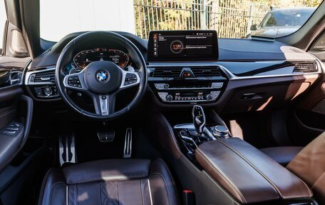 BMW 5 серия, 2021 год, 4 650 000 рублей, 9 фотография