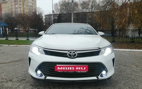 Toyota Camry, 2016 год, 1 950 000 рублей, 8 фотография