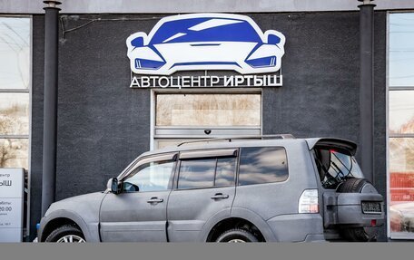 Mitsubishi Pajero IV, 2013 год, 1 849 000 рублей, 2 фотография