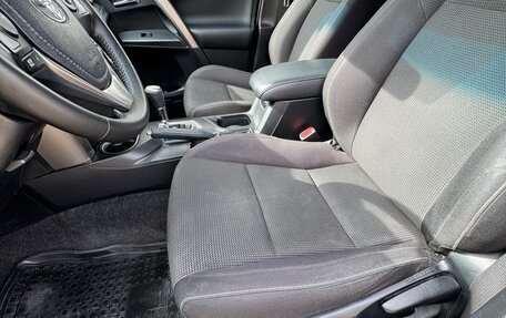 Toyota RAV4, 2018 год, 2 443 000 рублей, 11 фотография