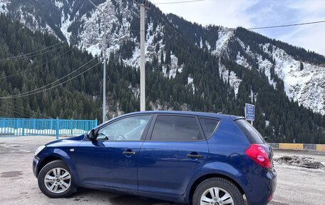 KIA cee'd I рестайлинг, 2009 год, 570 000 рублей, 2 фотография