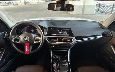 BMW 3 серия, 2022 год, 3 299 000 рублей, 9 фотография