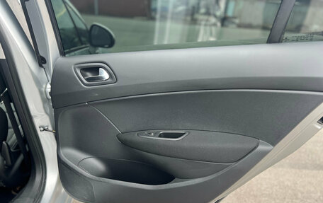 Peugeot 408 I рестайлинг, 2015 год, 660 000 рублей, 11 фотография