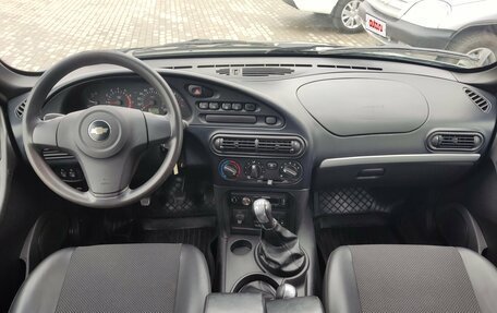 Chevrolet Niva I рестайлинг, 2015 год, 690 000 рублей, 8 фотография