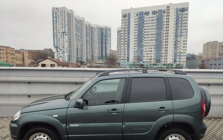 Chevrolet Niva I рестайлинг, 2015 год, 690 000 рублей, 5 фотография