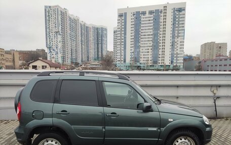 Chevrolet Niva I рестайлинг, 2015 год, 690 000 рублей, 6 фотография