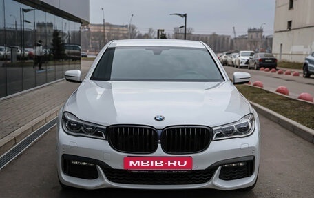 BMW 7 серия, 2018 год, 3 199 000 рублей, 2 фотография