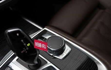 BMW 7 серия, 2018 год, 3 199 000 рублей, 12 фотография