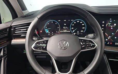 Volkswagen Touareg III, 2024 год, 9 670 000 рублей, 5 фотография