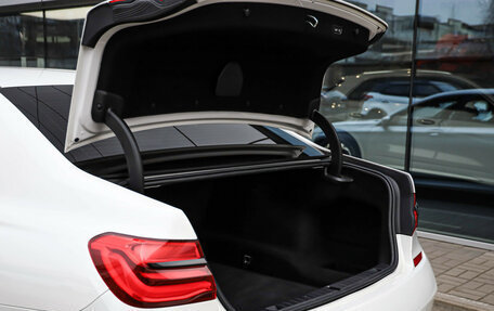 BMW 7 серия, 2018 год, 3 199 000 рублей, 26 фотография