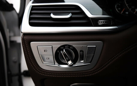 BMW 7 серия, 2018 год, 3 199 000 рублей, 23 фотография