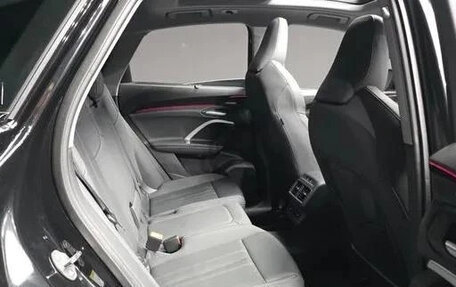 Audi Q5, 2025 год, 8 999 999 рублей, 10 фотография