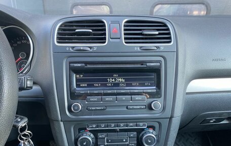 Volkswagen Golf VI, 2010 год, 630 000 рублей, 13 фотография