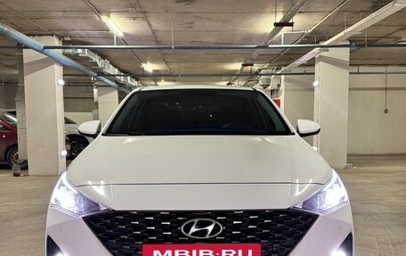 Hyundai Solaris II рестайлинг, 2021 год, 1 510 000 рублей, 2 фотография