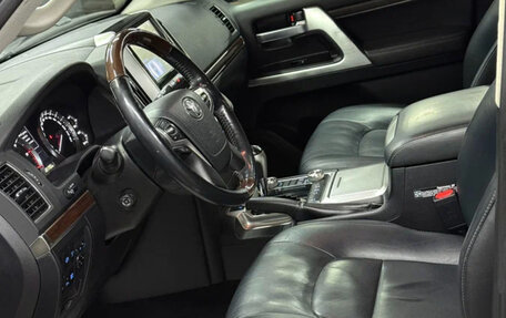 Toyota Land Cruiser 200, 2015 год, 4 649 000 рублей, 12 фотография