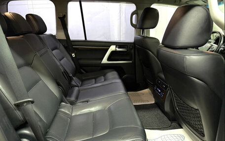 Toyota Land Cruiser 200, 2015 год, 4 649 000 рублей, 14 фотография