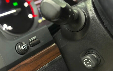 Toyota Land Cruiser 200, 2015 год, 4 649 000 рублей, 27 фотография