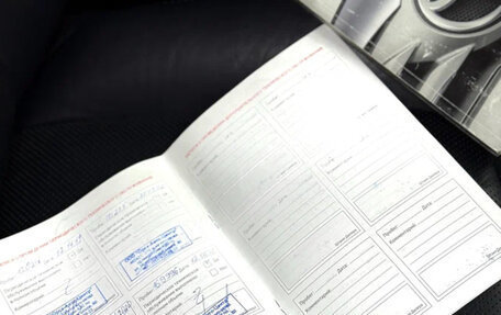 Toyota Land Cruiser 200, 2015 год, 4 649 000 рублей, 36 фотография