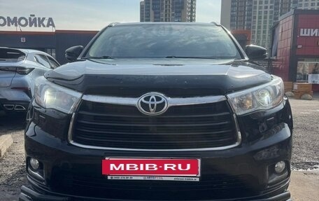 Toyota Highlander III, 2014 год, 2 600 000 рублей, 7 фотография