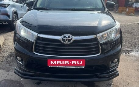Toyota Highlander III, 2014 год, 2 600 000 рублей, 6 фотография