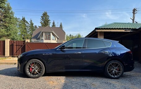 Maserati Levante I, 2021 год, 8 250 000 рублей, 3 фотография