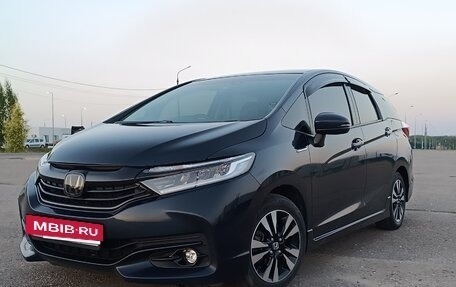 Honda Shuttle II, 2017 год, 1 420 000 рублей, 2 фотография