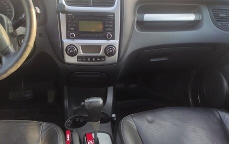 KIA Sportage II, 2010 год, 980 000 рублей, 17 фотография