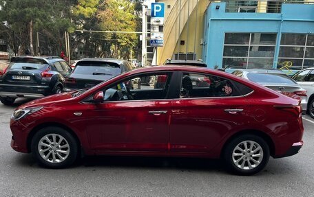 Hyundai Solaris II рестайлинг, 2021 год, 1 799 000 рублей, 6 фотография