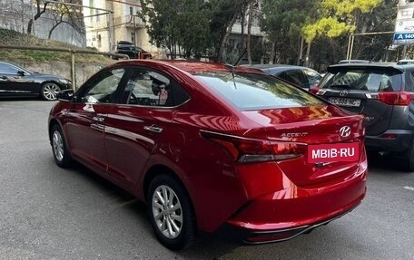 Hyundai Solaris II рестайлинг, 2021 год, 1 799 000 рублей, 5 фотография