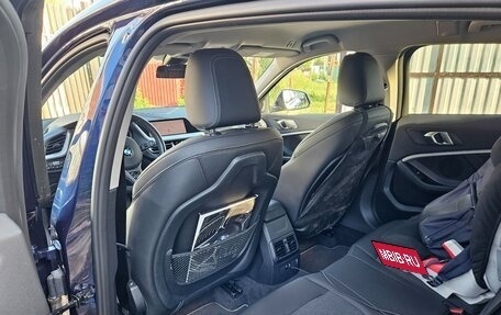 BMW 1 серия, 2020 год, 2 700 000 рублей, 15 фотография