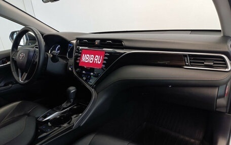 Toyota Camry, 2019 год, 2 580 000 рублей, 11 фотография