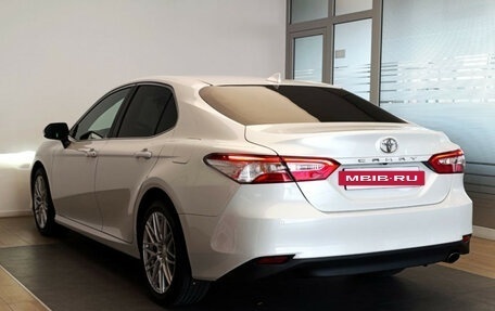 Toyota Camry, 2019 год, 2 580 000 рублей, 6 фотография