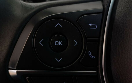 Toyota Camry, 2019 год, 2 580 000 рублей, 15 фотография