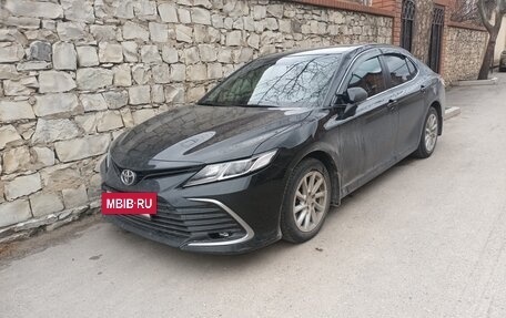 Toyota Camry, 2021 год, 2 250 000 рублей, 4 фотография