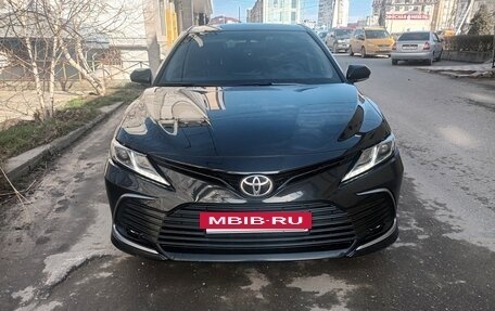 Toyota Camry, 2021 год, 2 250 000 рублей, 5 фотография