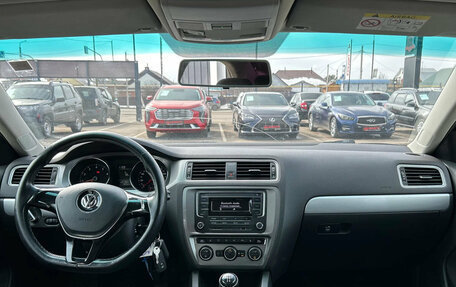 Volkswagen Jetta VI, 2016 год, 1 200 000 рублей, 2 фотография