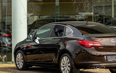 Opel Astra J, 2014 год, 895 000 рублей, 9 фотография