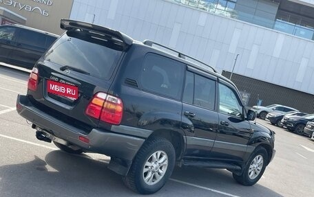 Toyota Land Cruiser 100 рестайлинг 2, 1998 год, 1 160 000 рублей, 1 фотография