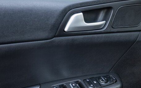 KIA Sportage IV рестайлинг, 2017 год, 1 766 000 рублей, 10 фотография