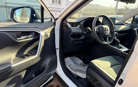 Toyota RAV4, 2025 год, 4 750 000 рублей, 9 фотография