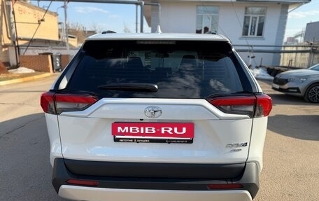 Toyota RAV4, 2025 год, 4 750 000 рублей, 6 фотография