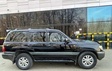 Toyota Land Cruiser 100 рестайлинг 2, 1998 год, 1 160 000 рублей, 15 фотография