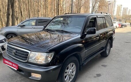 Toyota Land Cruiser 100 рестайлинг 2, 1998 год, 1 160 000 рублей, 18 фотография